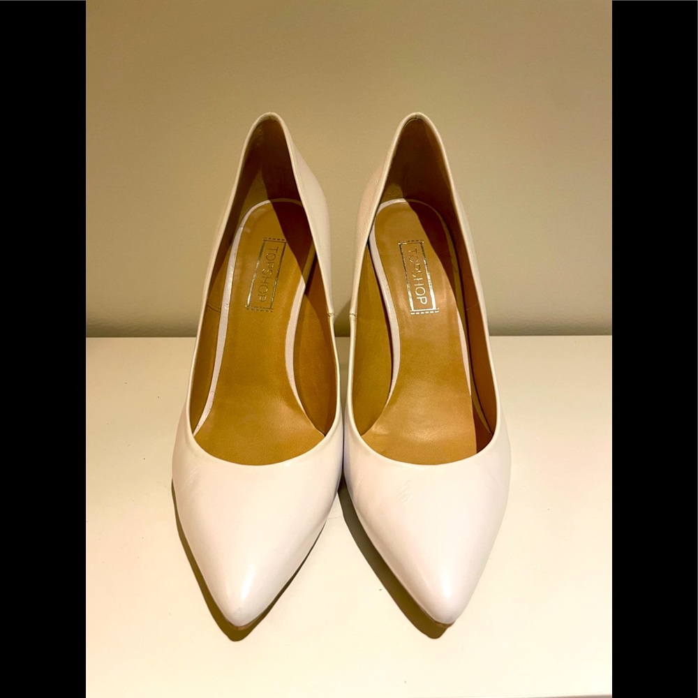Topshop - White Leather Pointy Toe High Heels